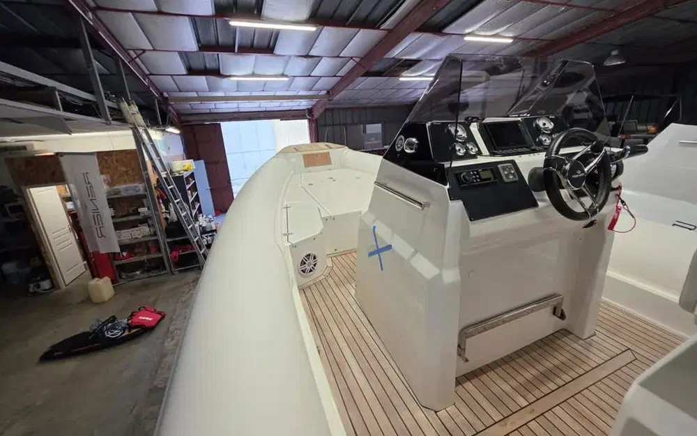 slider 15 Renier R9 Tourer
