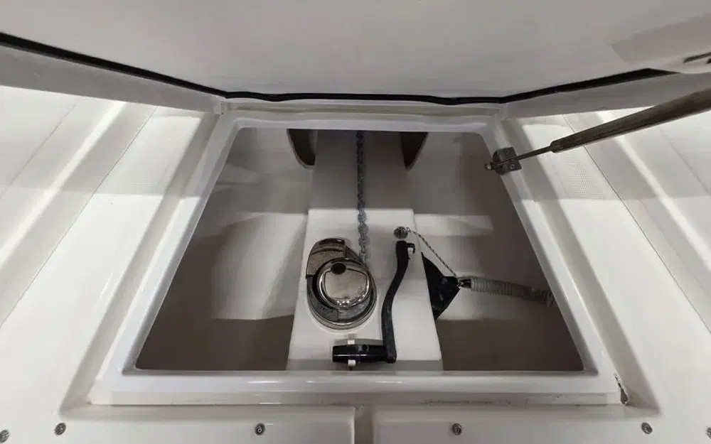 slider 24 Renier R9 Tourer