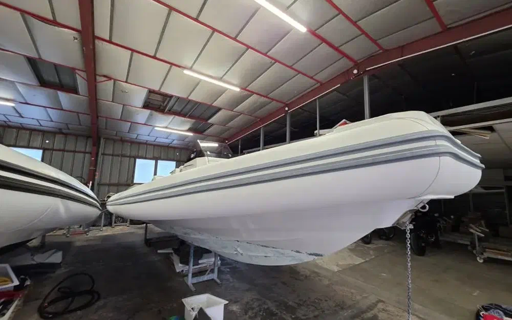slider 5 Renier R9 Tourer
