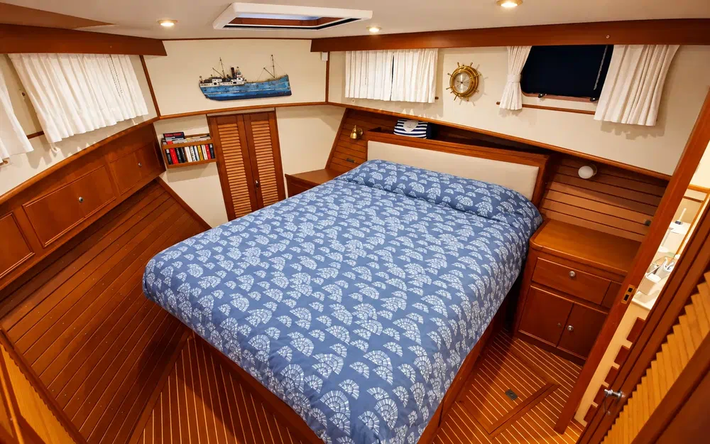 slider 7 Grand Banks 52 Europa