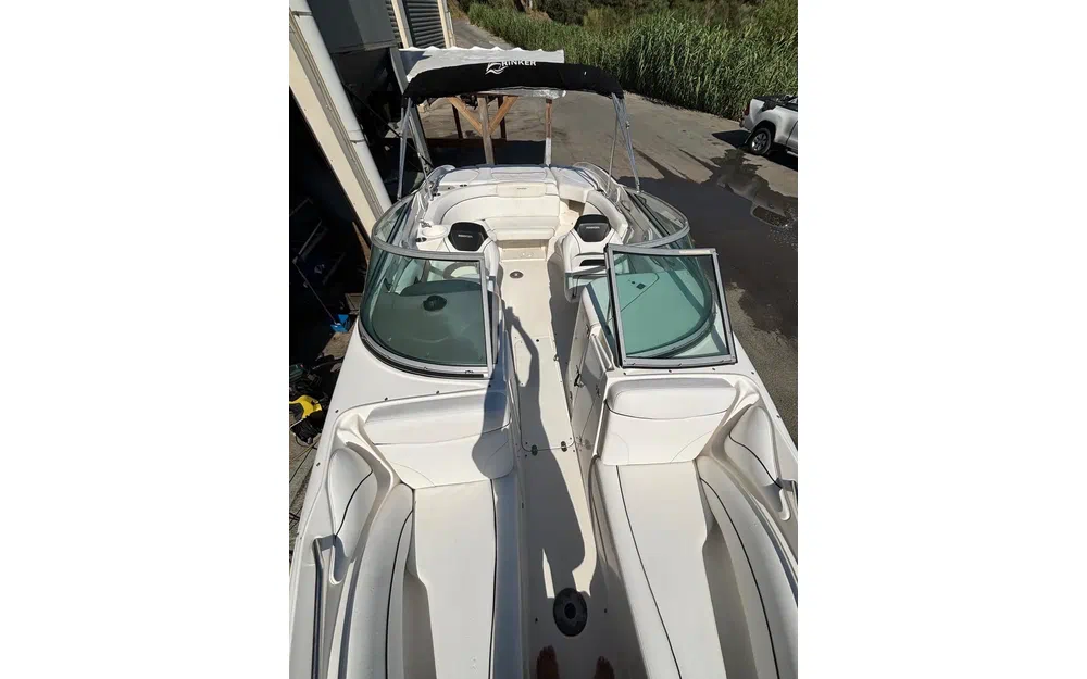 slider 9 Rinker Captiva 246 Br