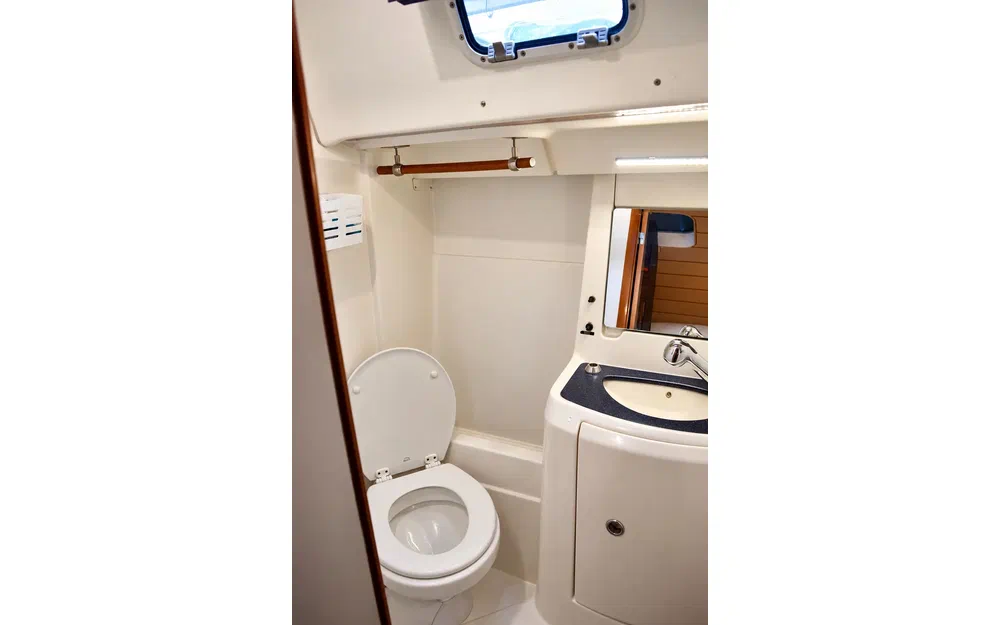slider 22 Beneteau Oceanis 473 Performance