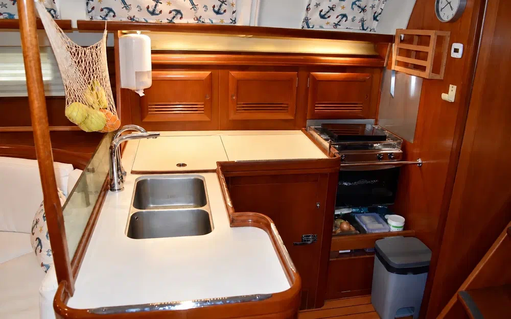 slider 16 Beneteau Oceanis 473 Performance