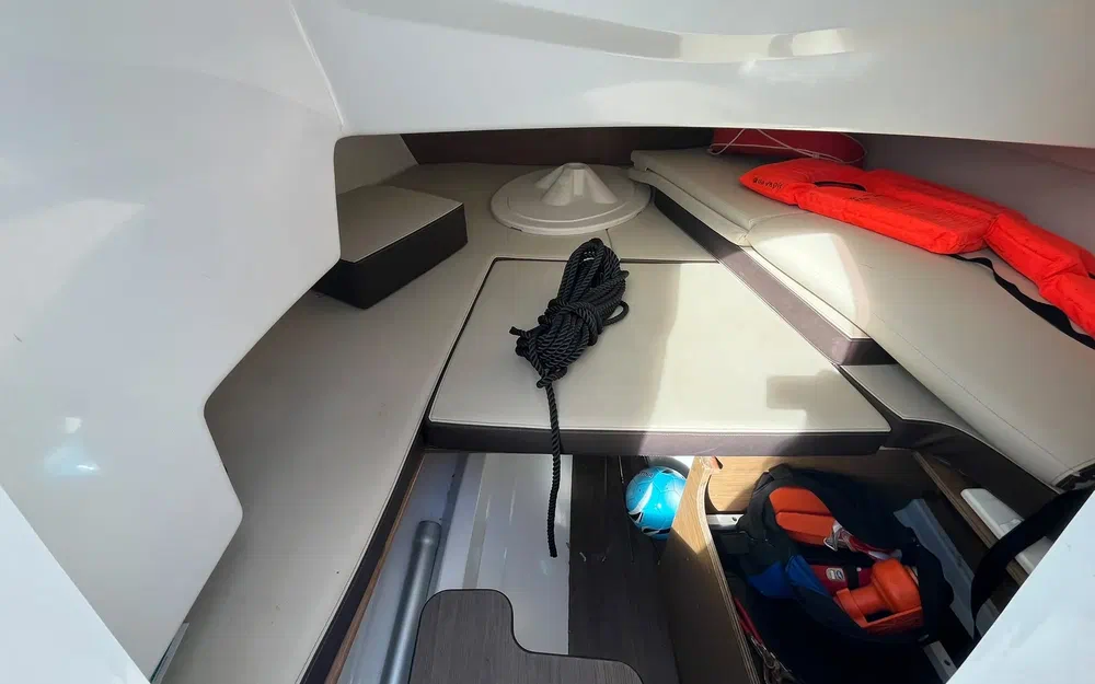 slider 13 Beneteau Flyer 6 SUNdeck