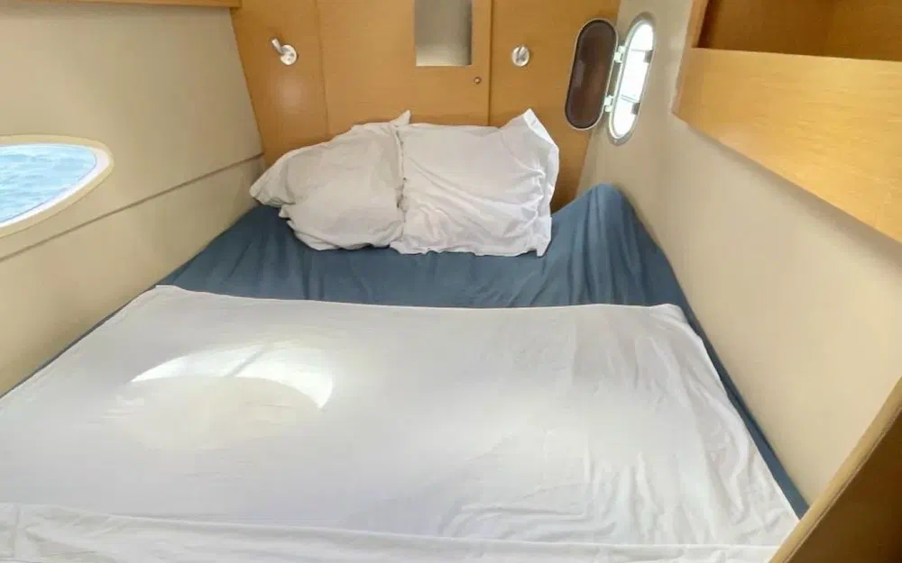 slider 23 Fountaine Pajot Lipari 41 Evolution Quatuor