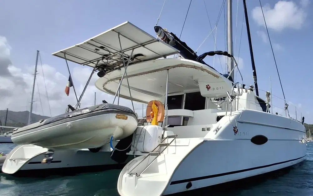 slider 2 Fountaine Pajot Lipari 41 Evolution Quatuor