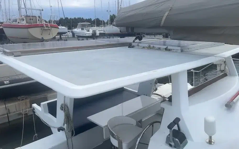 slider 14 Edel Cat 43