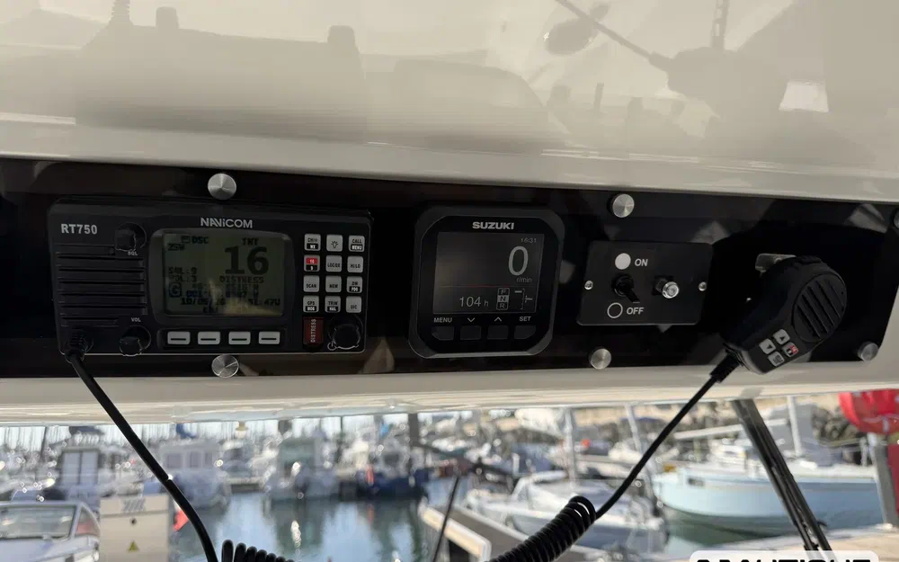 slider 17 Jeanneau Merry Fisher 795 Marlin