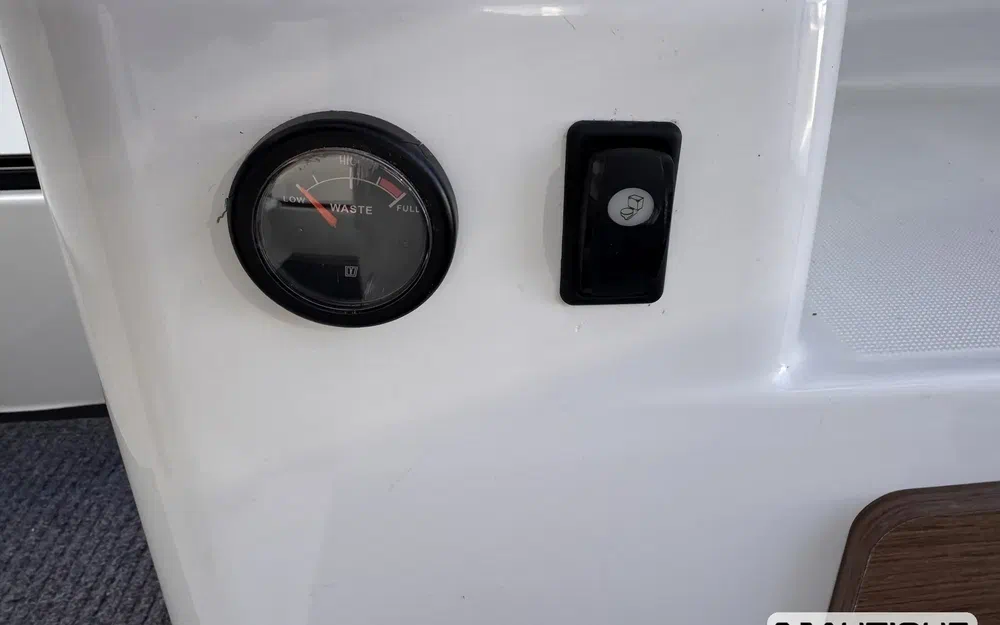 slider 20 Jeanneau Merry Fisher 795 Marlin