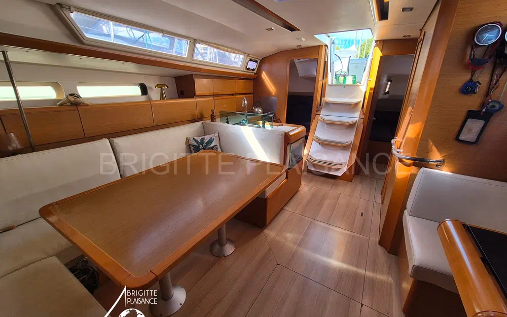 slider 6 Jeanneau Sun Odyssey 449