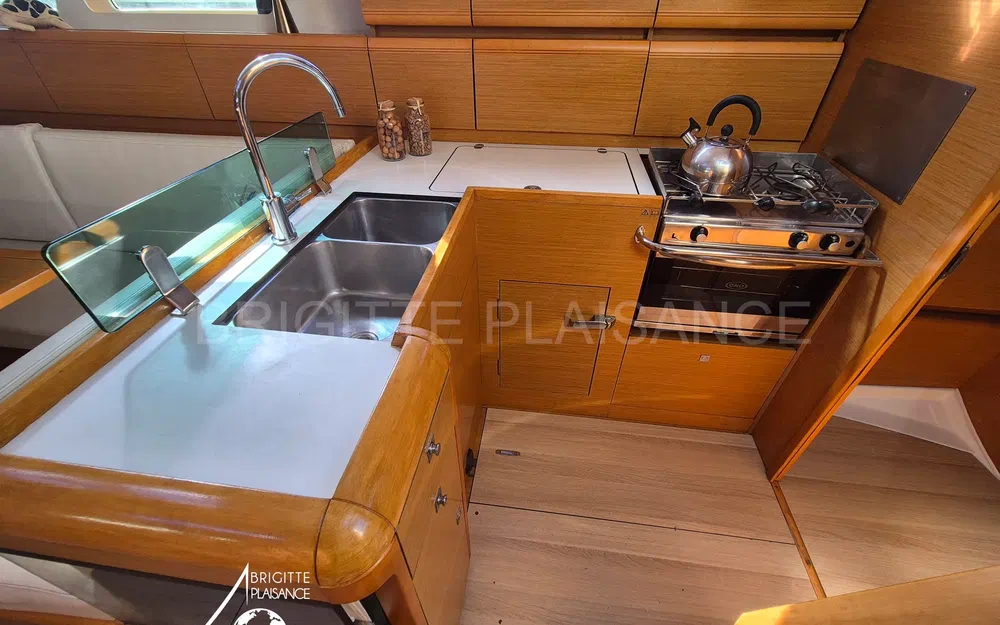 slider 7 Jeanneau Sun Odyssey 449