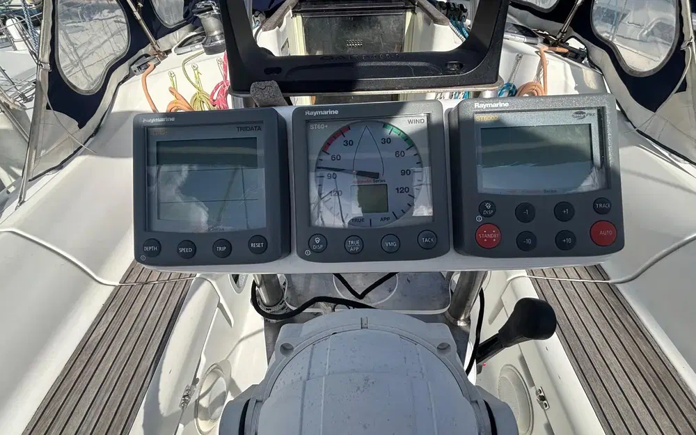 slider 11 Jeanneau Sun Odyssey 34.2
