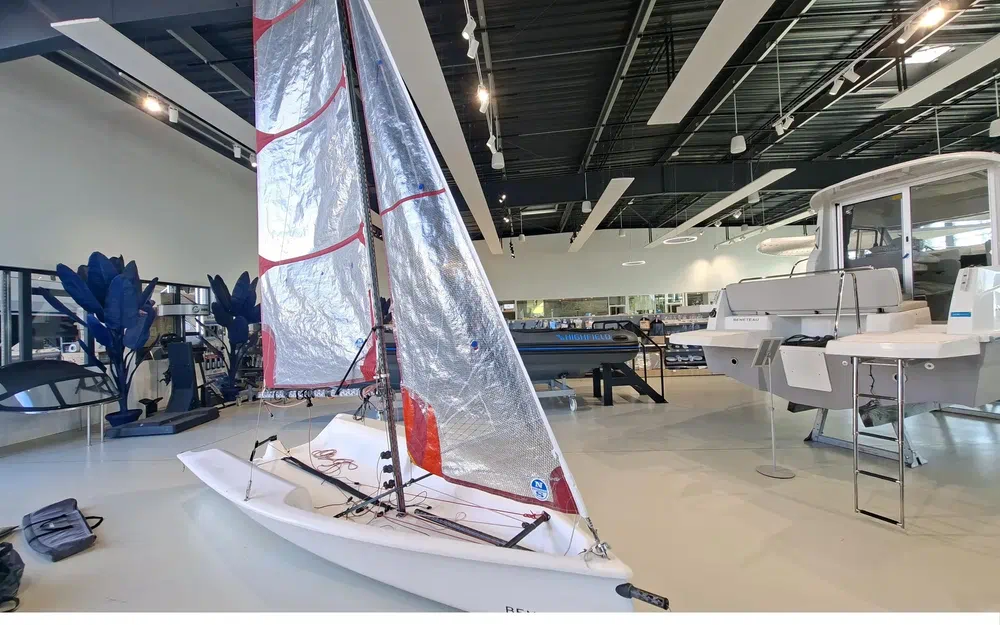 slider 3 Beneteau First 14