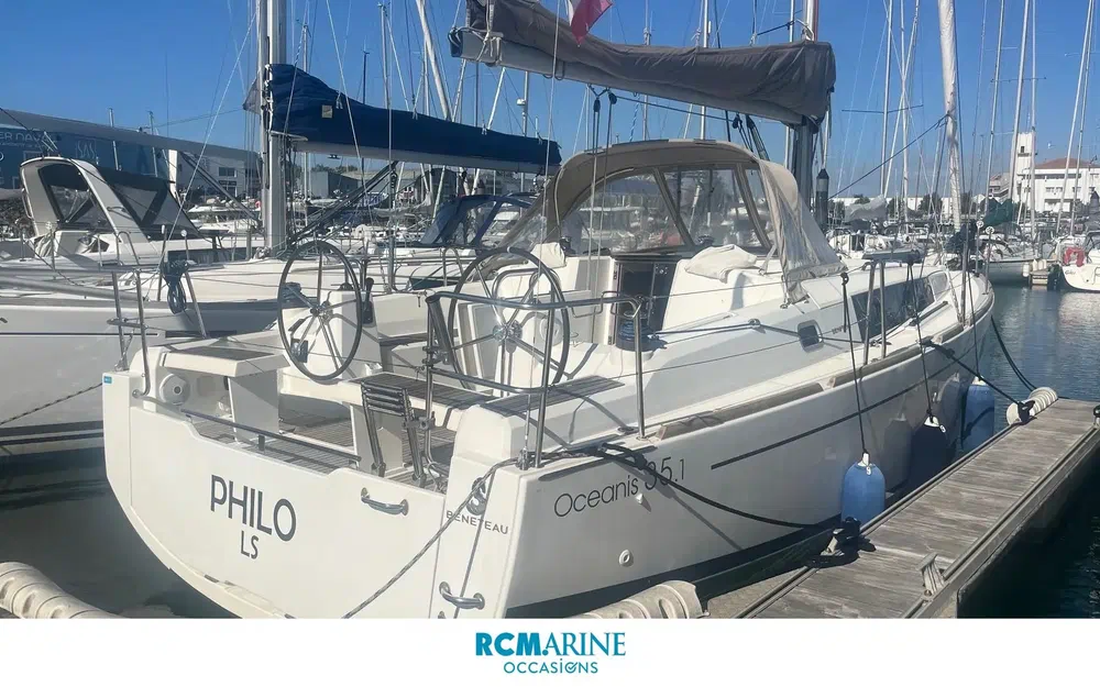 slider 2 Beneteau Oceanis 35.1