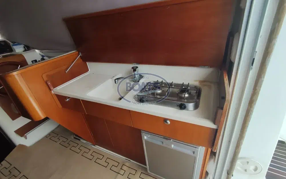 slider 8 Beneteau Antares Serie 9