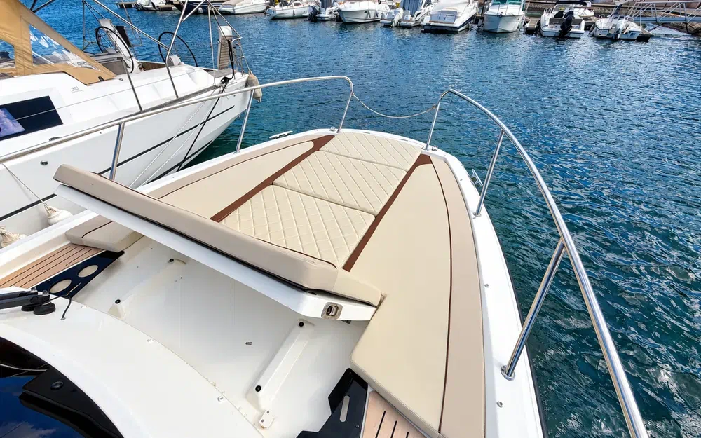 slider 10 Quicksilver Activ 875 Sundeck