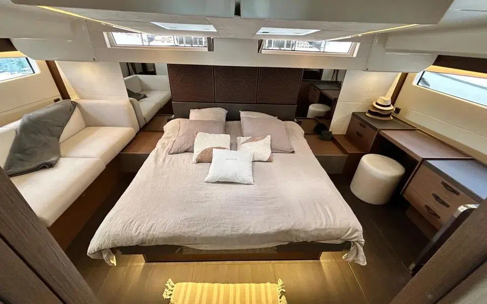 slider 20 Prestige Yachts M48
