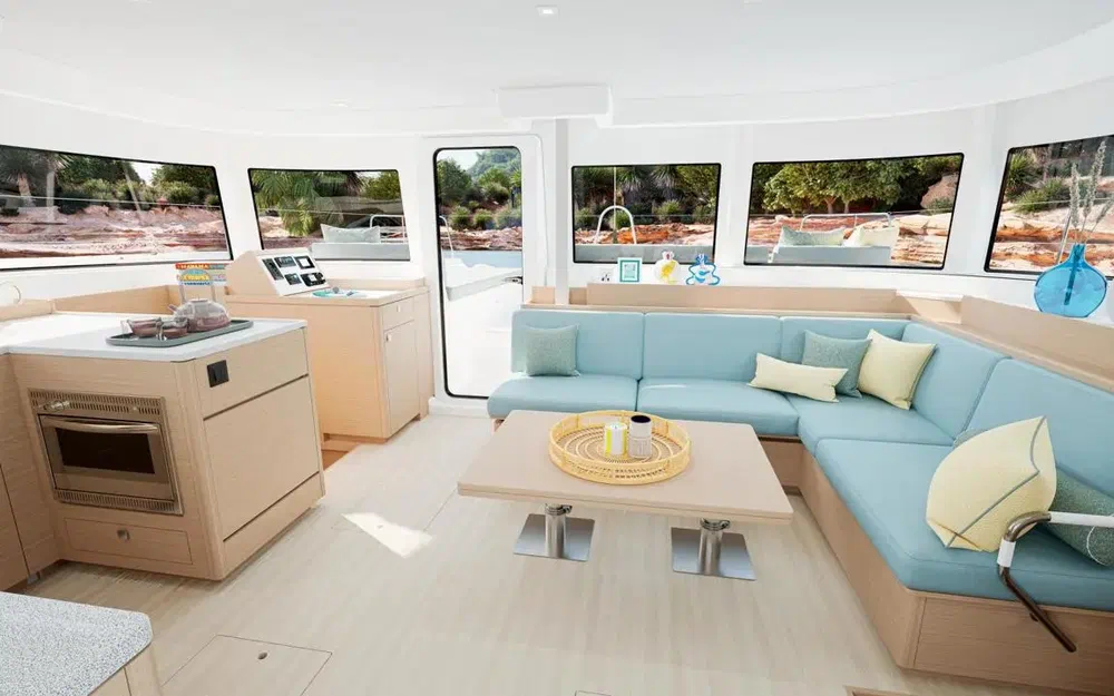 slider 8 Lagoon 47