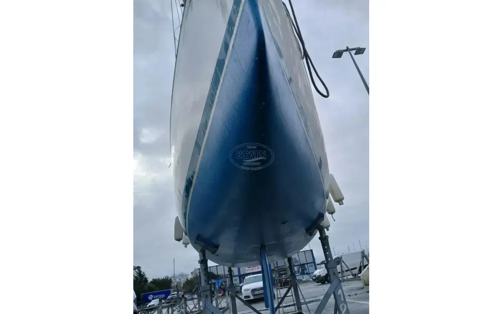 slider 10 Beneteau First 235