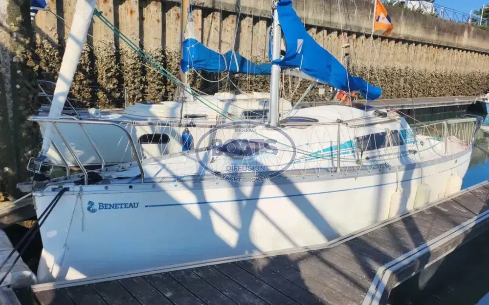 slider 3 Beneteau First 235