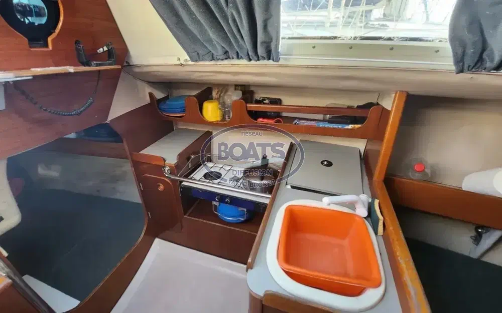 slider 6 Beneteau First 235