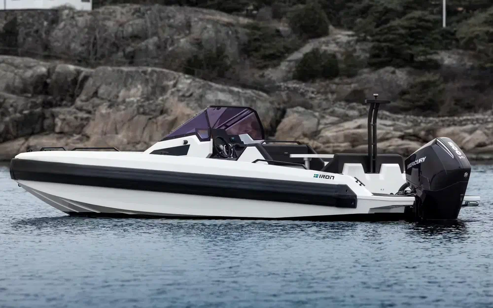 slider 0 Iron Boats 707