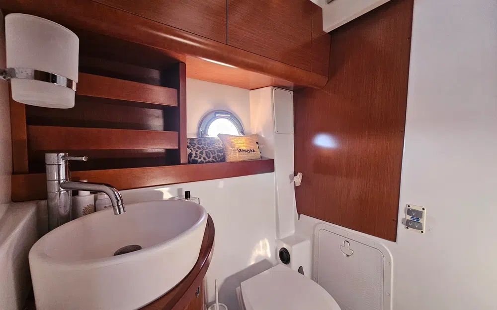 slider 14 Beneteau Grand Turismo GT 38