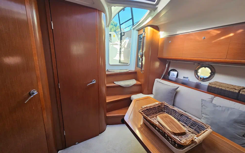 slider 16 Beneteau Grand Turismo GT 38