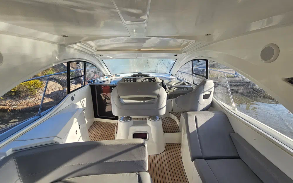 slider 21 Beneteau Grand Turismo GT 38
