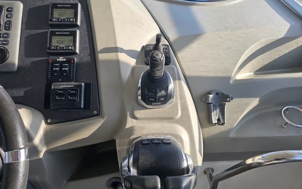 slider 4 Beneteau Grand Turismo GT 38