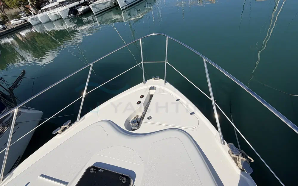 slider 24 Sealine F 42/5