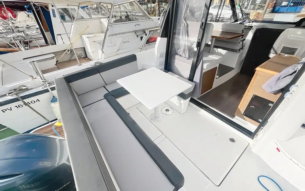 slider 22 Jeanneau Merry Fisher 895