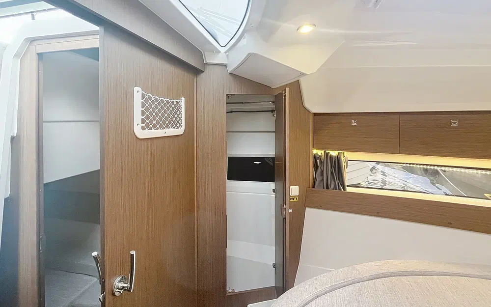 slider 6 Jeanneau Merry Fisher 895