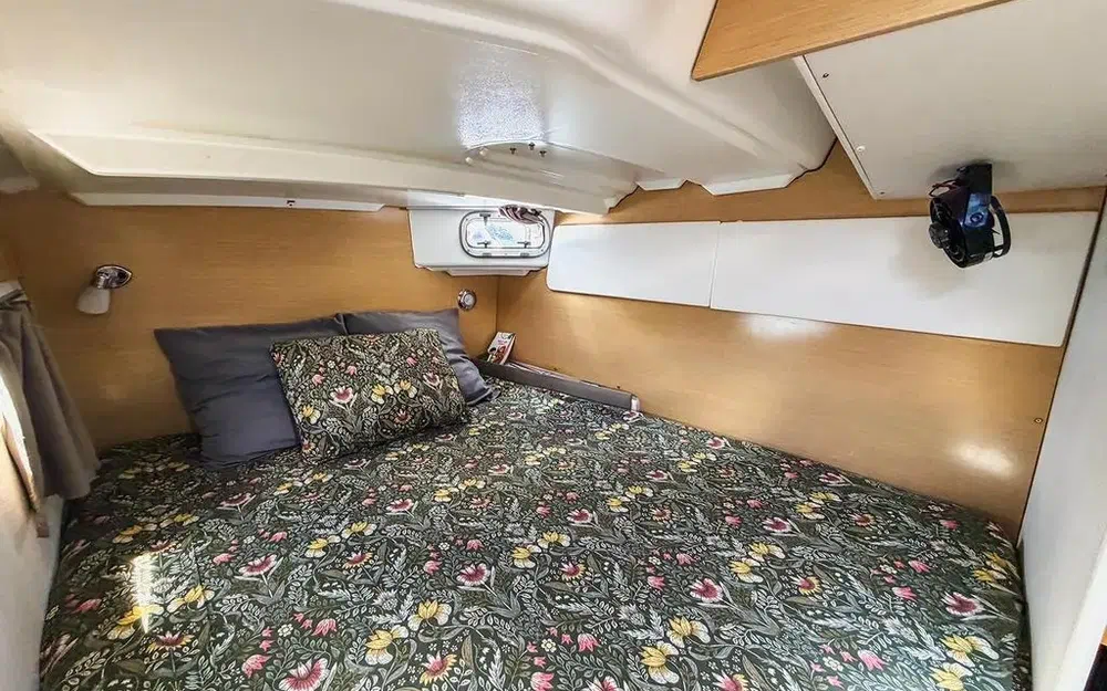 slider 20 Fountaine Pajot Mahe 36
