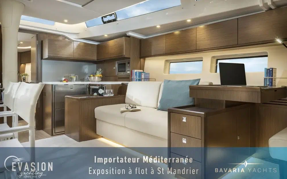 slider 13 Bavaria C57