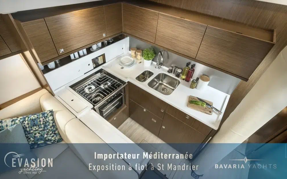 slider 16 Bavaria C57