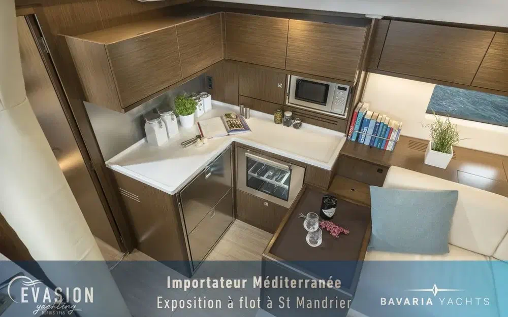 slider 17 Bavaria C57