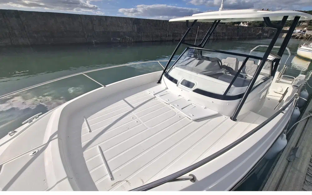 slider 4 Jeanneau Cap Camarat 7.5 WA