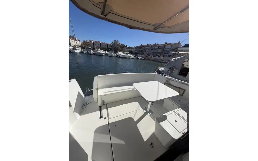 slider 13 Jeanneau Merry Fisher 855