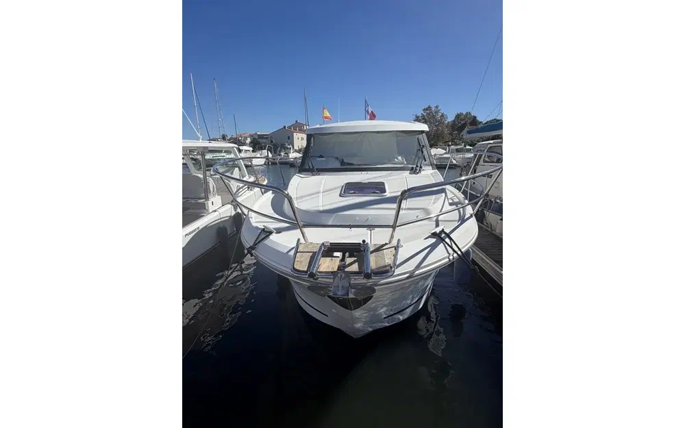 slider 7 Jeanneau Merry Fisher 855