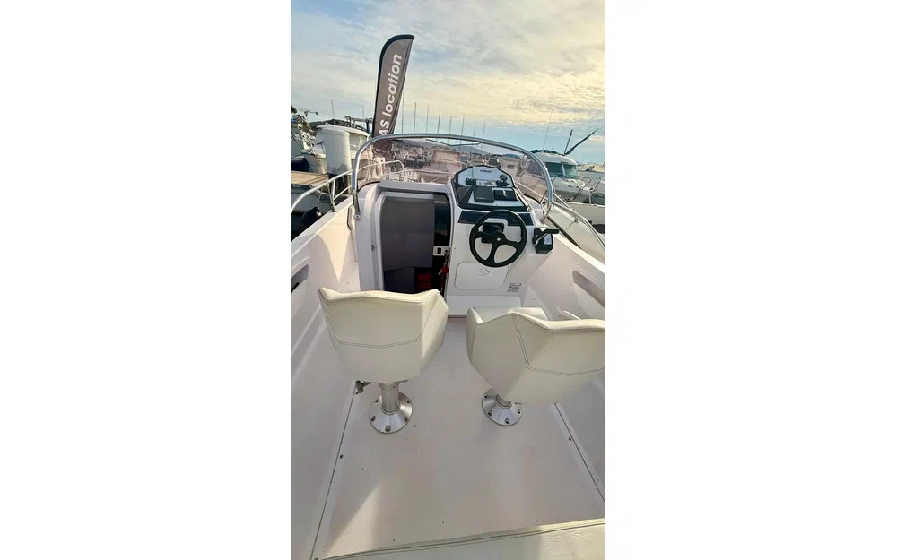 slider 2 Ranieri Voyager 21 S