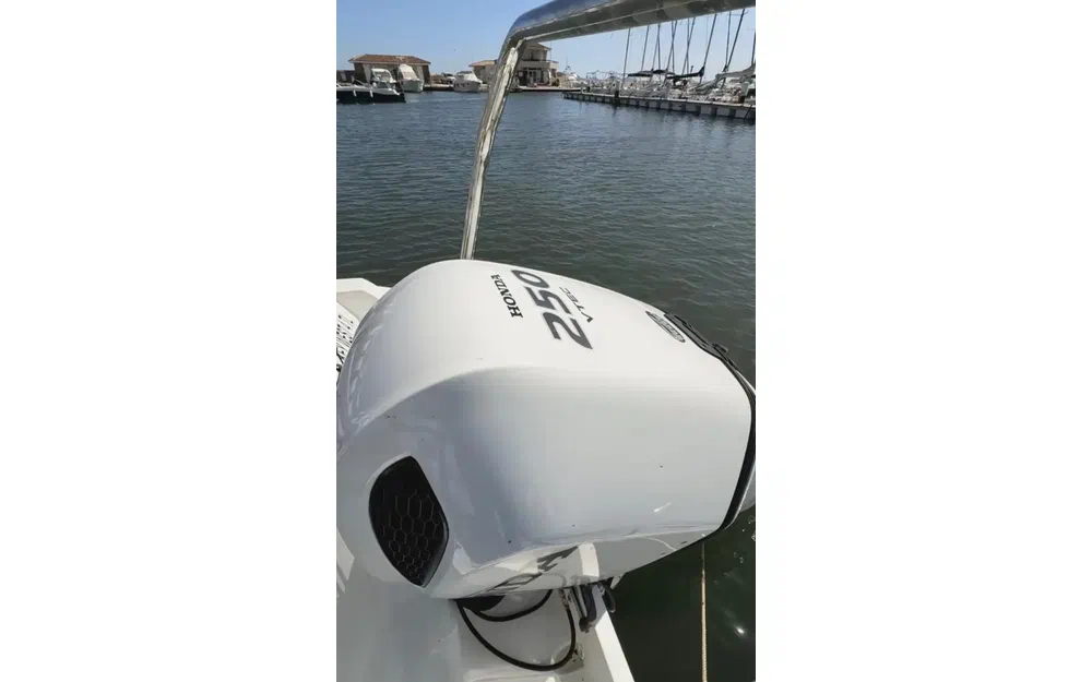 slider 7 Jeanneau CAP CAMARAT 7.5 WA S2