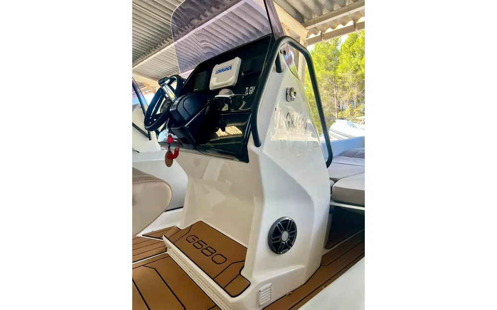 slider 3 Grand Golden Line G650