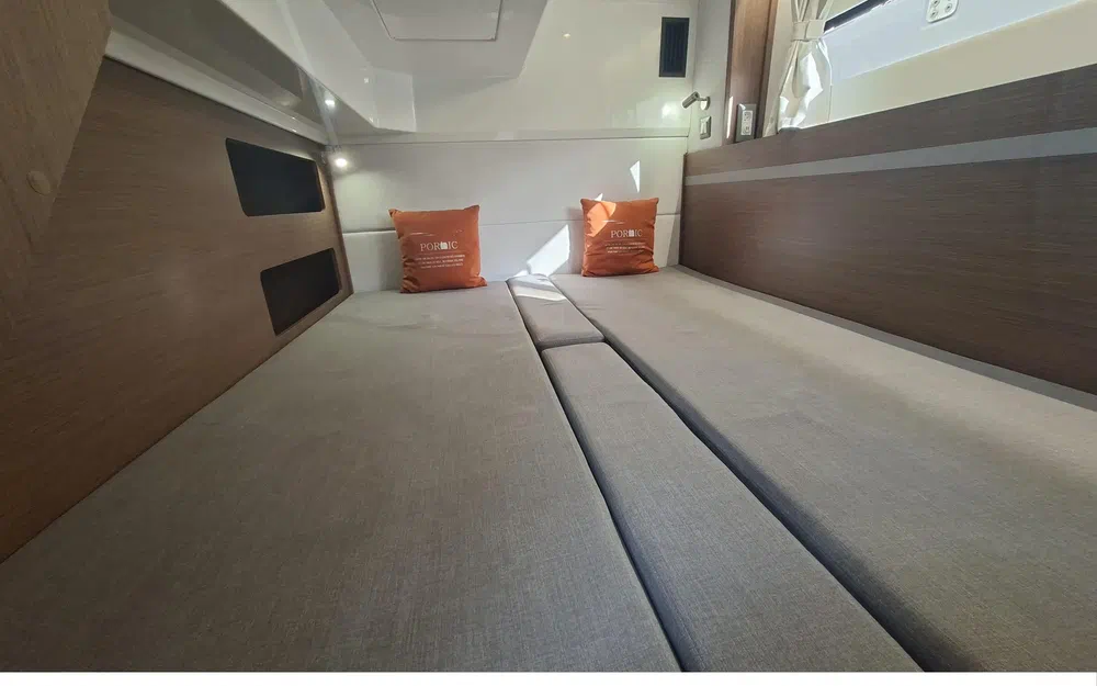 slider 17 Beneteau Antares 12