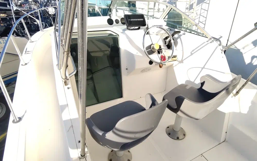 slider 12 Kelt White Shark 236