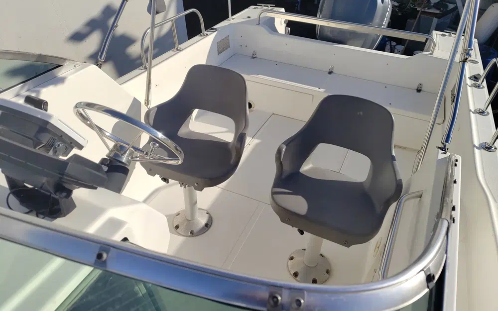 slider 11 Kelt White Shark 236
