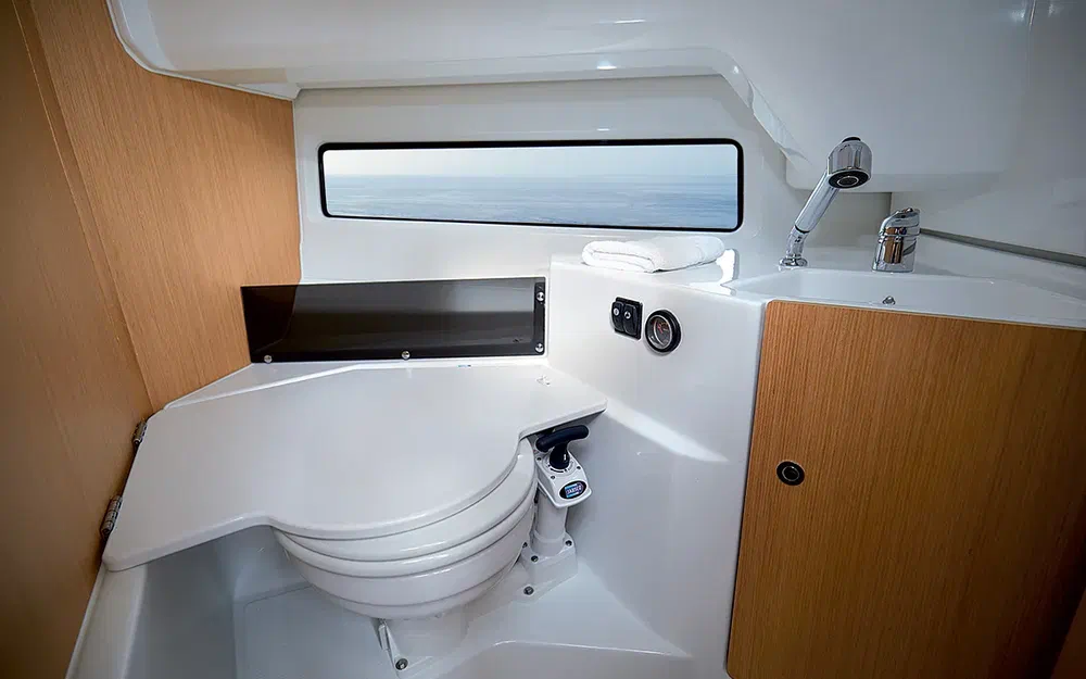 slider 8 Beneteau Barracuda 9