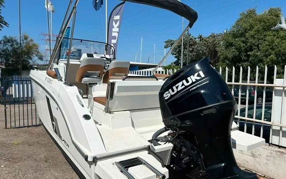 slider 2 Beneteau Flyer 7 SPACEdeck