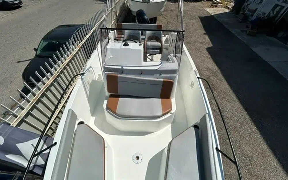 slider 3 Beneteau Flyer 7 SPACEdeck