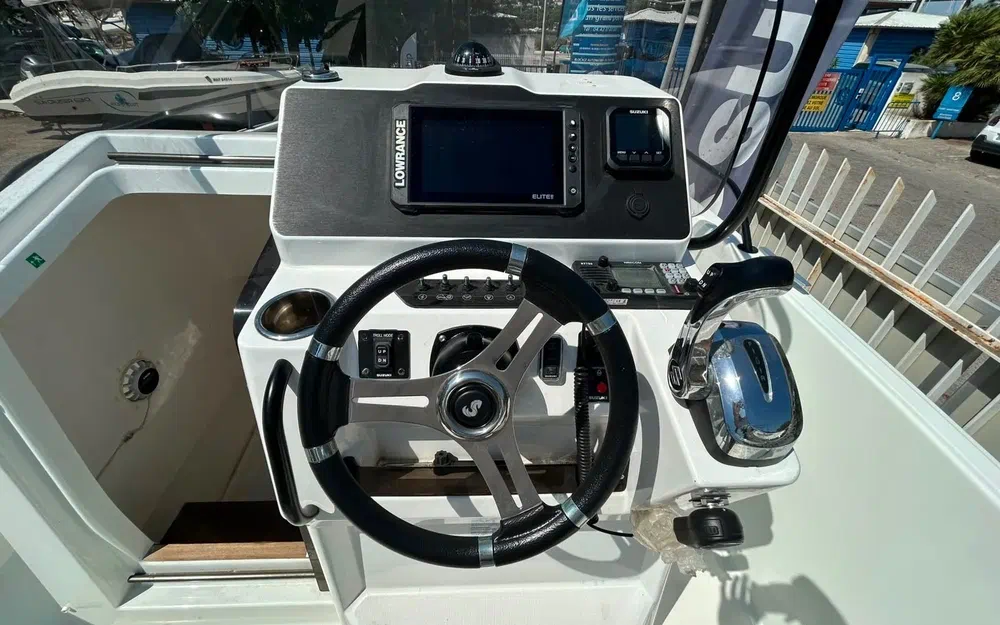 slider 8 Beneteau Flyer 7 SPACEdeck